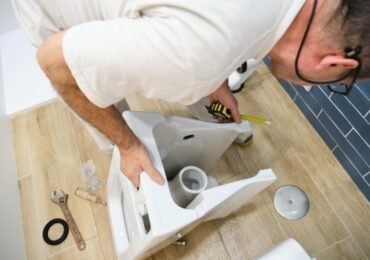 Toilet Installation & Repair